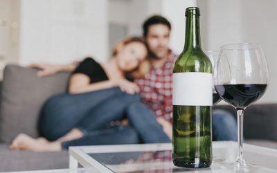 ¿Por qué es tan común consumir alcohol para enfrentar nuestros problemas?